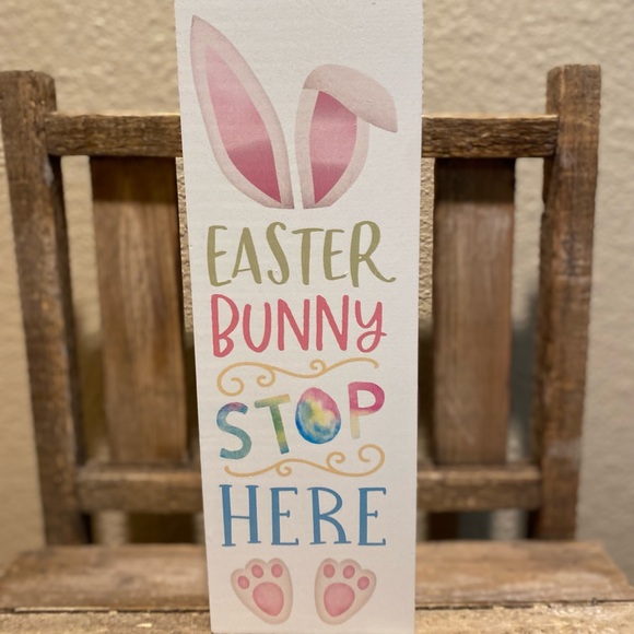 Easter Bunny Stops Here Sign, Easter Bunny Ears & Easter Bunny Feet, Easter Sign - Picture 5 of 9